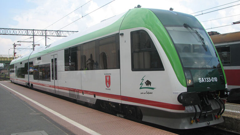 Pociąg POLREGIO