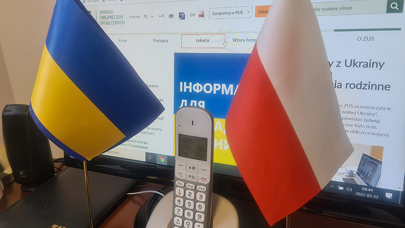 ZUS uruchomił infolinię obywatelom Ukrainy