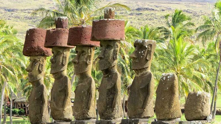 Marek Łasisz: Wyspa Wielkanocna – podróż na koniec świata