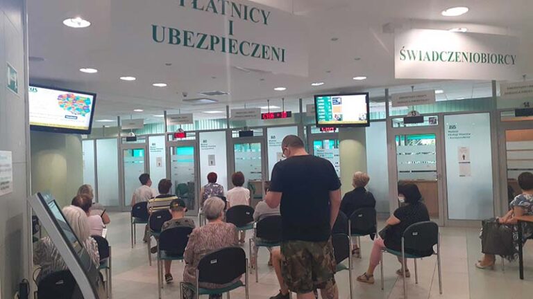 11 lipca obsługa klientów w poniedziałki w godz. 8-17.00