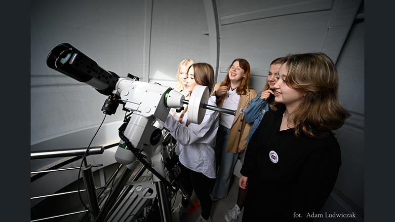 Pierwsze przyszkolne obserwatorium astronomiczne
