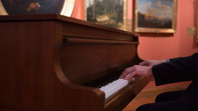 KONCERTY NA GŁOS I OBRAZ