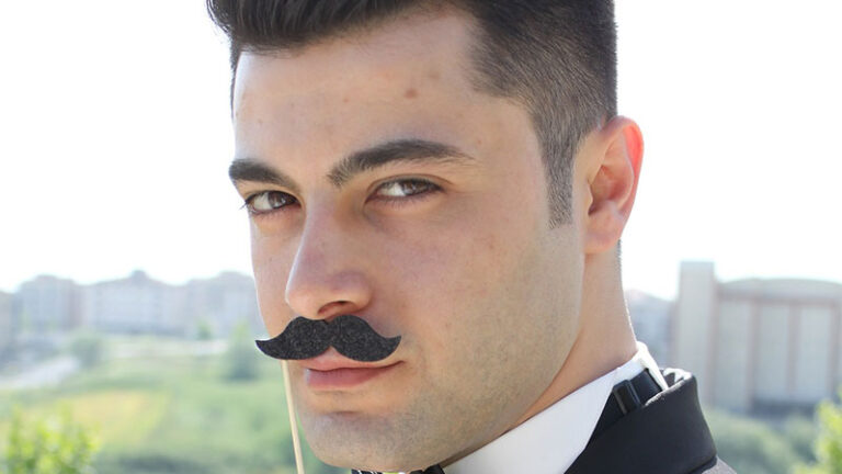 Movember - zapuść wąsy i umów się na badania profilaktyczne!