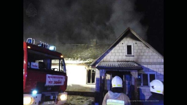 Pożar domu drewnianego