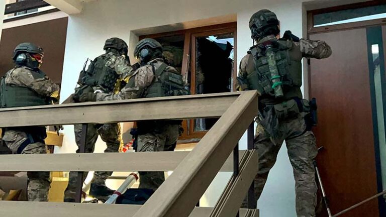 Organizował nielegalne przekraczanie granicy