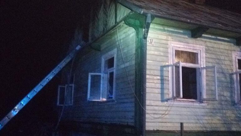 pożar domu w Parcewie