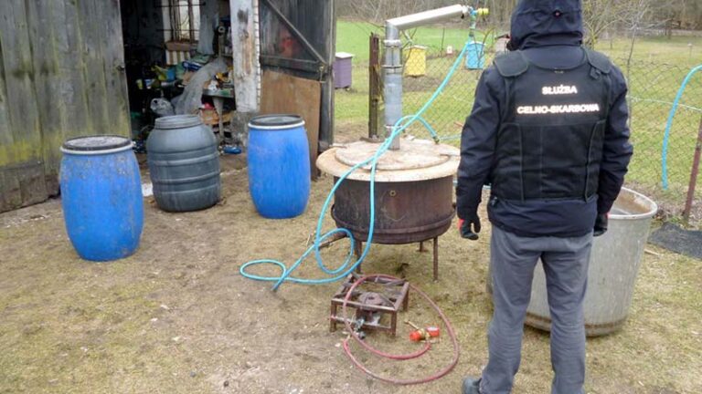 przydomowa bimbrownia