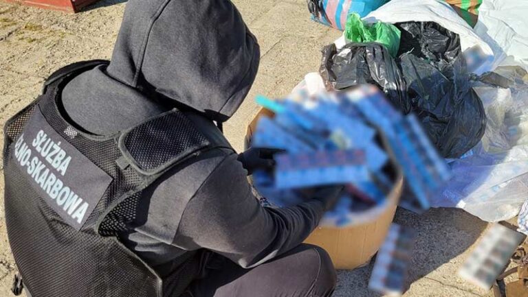 Alkohol i papierosy z przemytu