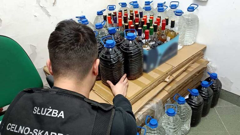 168 litrów nielegalnego alkoholu