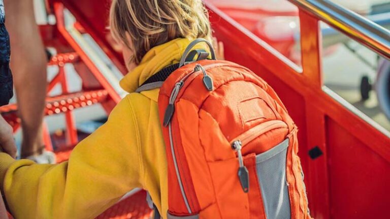 Pierwsze transze wyprawki szkolnej