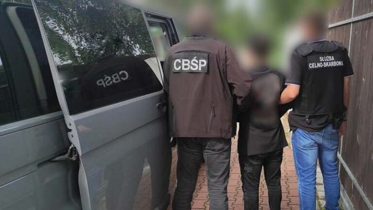 wytwarzali tabletki na potencję