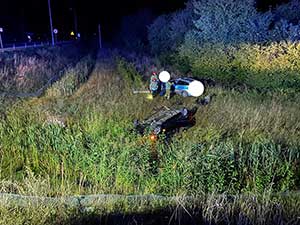Nocny pościg w Grajewie za uciekającym BMW, trzy osoby trafiły do szpitali