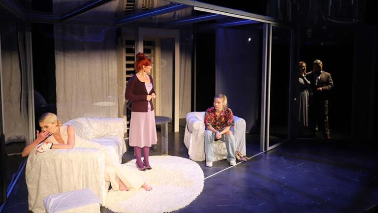 „Posprzątane” - premiera w teatrze dramatycznym