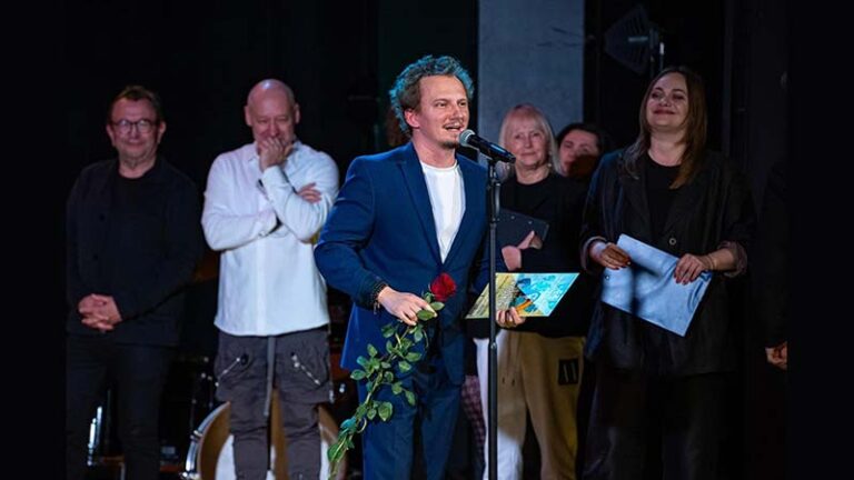 Patryk Ołdziejewski laureatem Przeglądu Piosenki Aktorskiej!