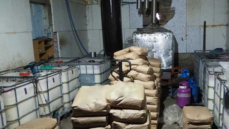 Rozlewnia nielegalnego alkoholu