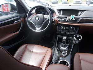 kierownica i deska rozdzielcza BMW X1