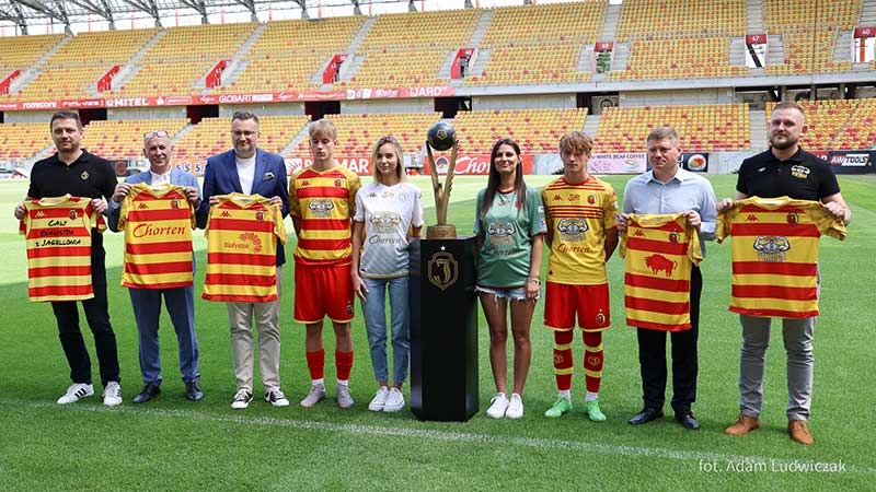 Jagiellonia zaprezentowała nowe koszulki