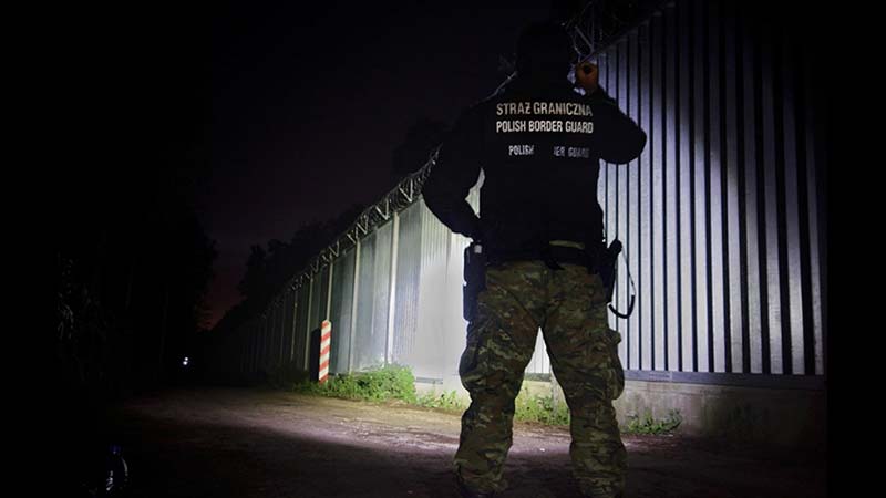 Służba kontraktowa w POSG