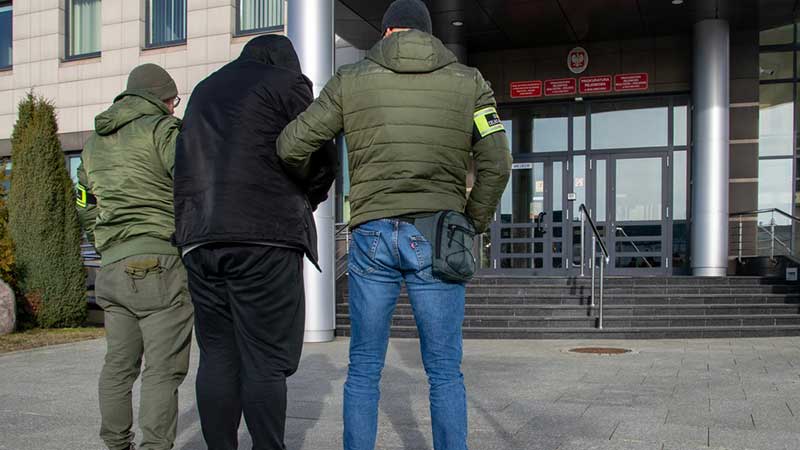 korzyści z handlu nielegalnym alkoholem