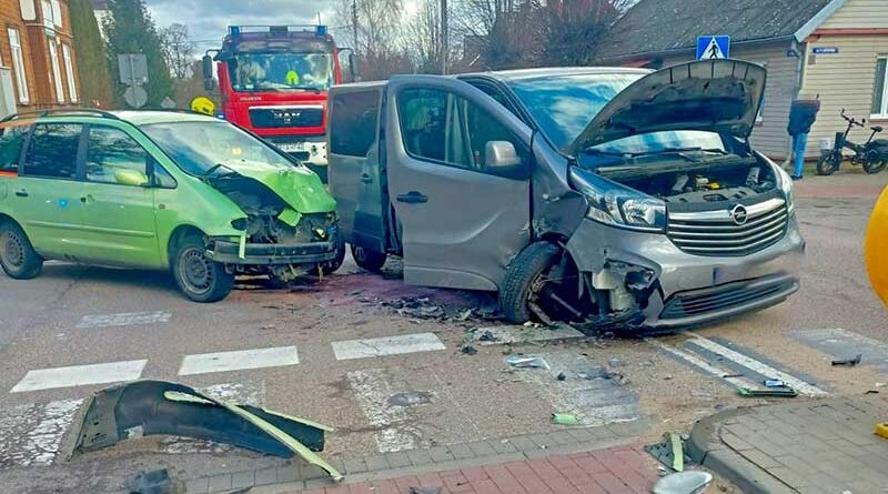 czwórka dzieci trafiła do szpitala