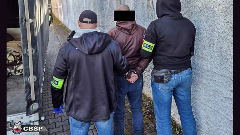 11 kg kokainy zatrzymanych na przejściu granicznym w Świecku