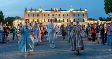 „Piosnki i Sielanki Franciszka Karpińskiego”, spektakl w reżyserii Piotra Szekowskiego