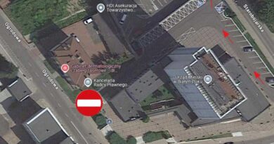 Zmiana wjazdu pod UM w Białymstoku, na górnym parkingu