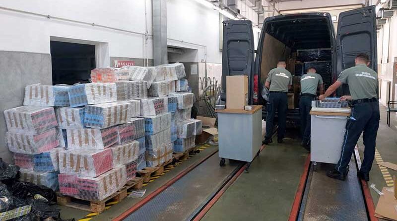 przemyt nielegalnych papierosów pod przykrywką przesyłek kurierskich, ujawniła podlaska KAS