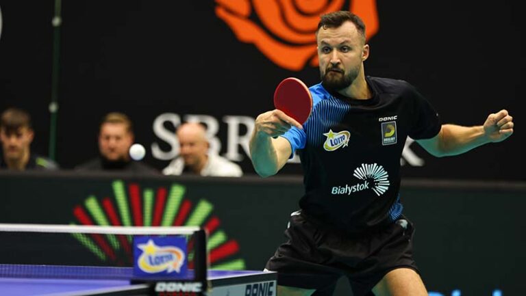 Rywalizacja w fazie grupowej Ligi Mistrzów