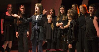 Teatr Dramatyczny w Białymstoku ogłasza nabór na warsztaty teatralne dla dzieci, młodzieży i dorosłych w sezonie 2025/2026. Nowe grupy tematyczne - Teatr Improwizacji i Teatr Tańca.