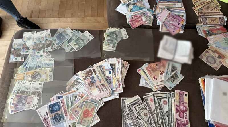 Fałszowanie banknotów to zarzuty jakie usłyszał 47-letni mężczyzna zatrzymany przez funkcjonariuszy Centralnego Biura Śledczego Policji