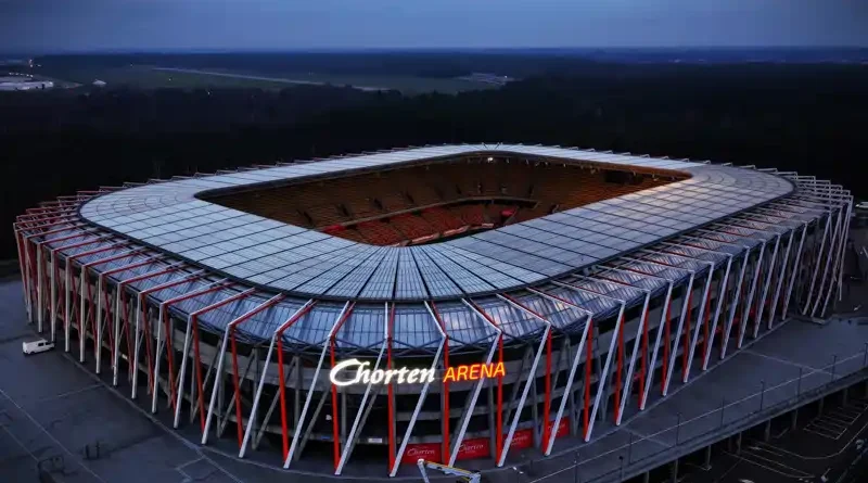Chorten Arena w biało-czerwonych kolorach