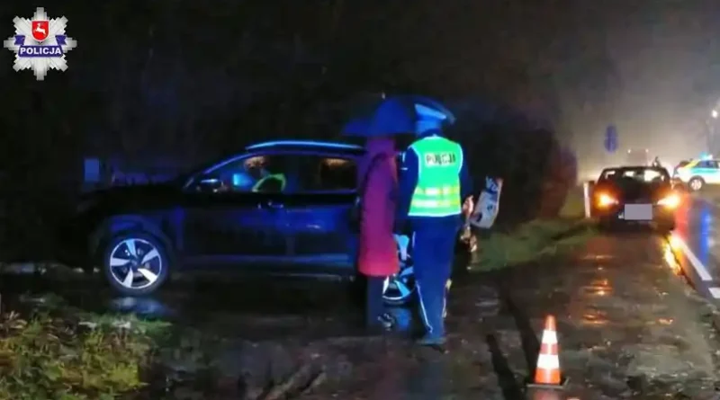 Kierujący VW przejechał po 37-letnim mężczyźnie