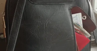 Kieszonkowiec złapany w autobusie na kradzieży portfela