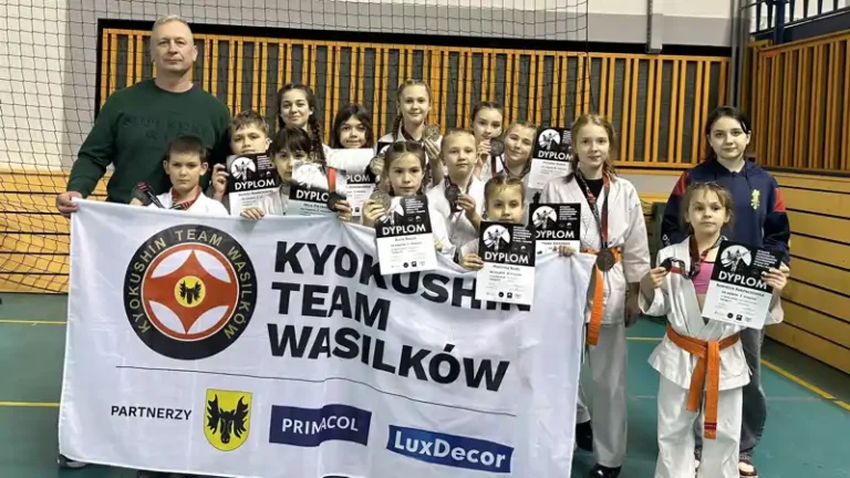 Łącznie aż 17 medali trafiło do karateków z Wasilkowa, 12 w Radomiu i 5 w Ostrowi Mazowieckiej