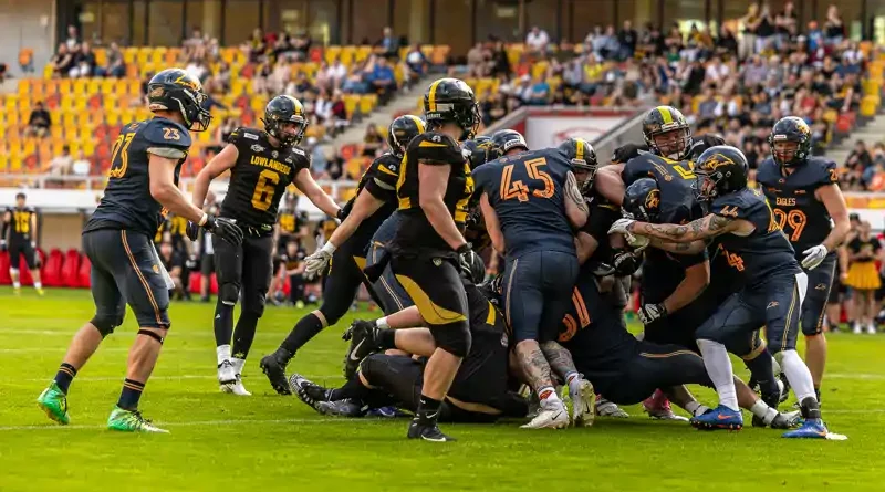 Lowlanders Białystok ws Warsaw Eagles, spotkanie 29 marca o godzinie 14:00 na bocznym boisku Chorten Areny w Białymstoku