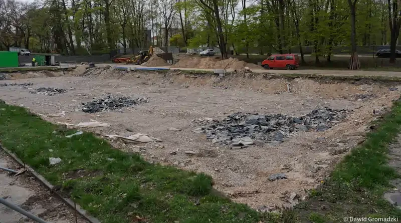 Decyzja o zakończeniu współpracy Miasta Białystok z z wykonawcami żłobka i fontanny