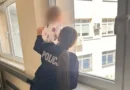 Pijana matka „opiekowała się” dwulatką w mieszkaniu gdzie odbywała się libacja alkoholowa.