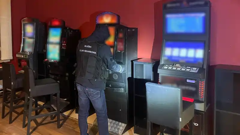 Kolejny nielegalny salon gier hazardowych zlikwidowany przez KAS