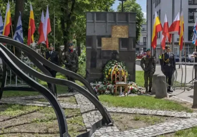 spalenie Wielkiej Synagogi - w 85 rocznicę Białystok pamięta o ofiarach