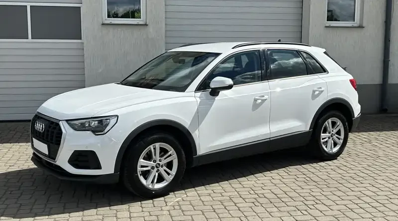 AUDI Q3 1.5 benzyna 35TFSI MHEV 150KM, kamera cofania, automat