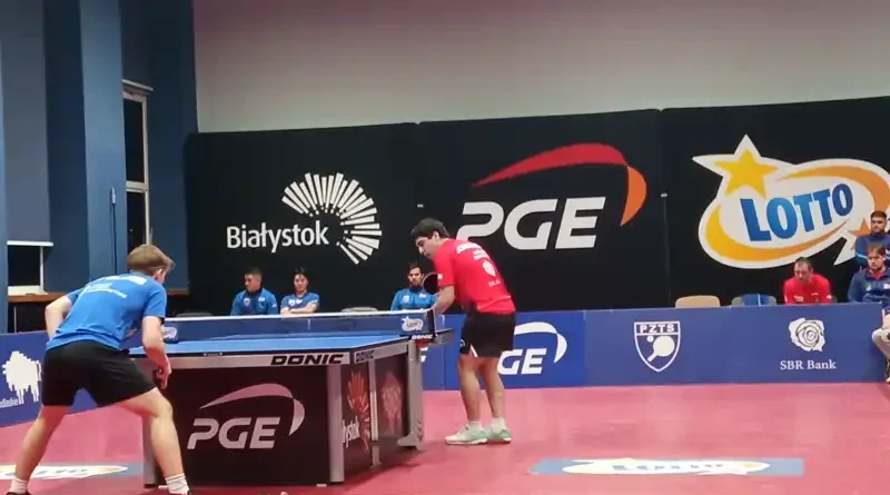 Amirrez Abbasi w wygranym pojedynku z przeciwnikiem z Olesna, w meczu 6. kolejki LOTTO Superligi w Białymstoku